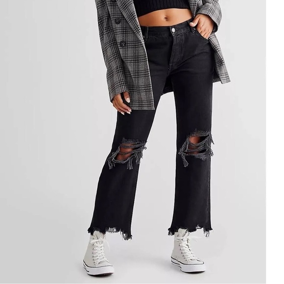 Free People Maggie Mid Rise Straight Jeans cropped distressed black size 28 - Picture 1 of 9